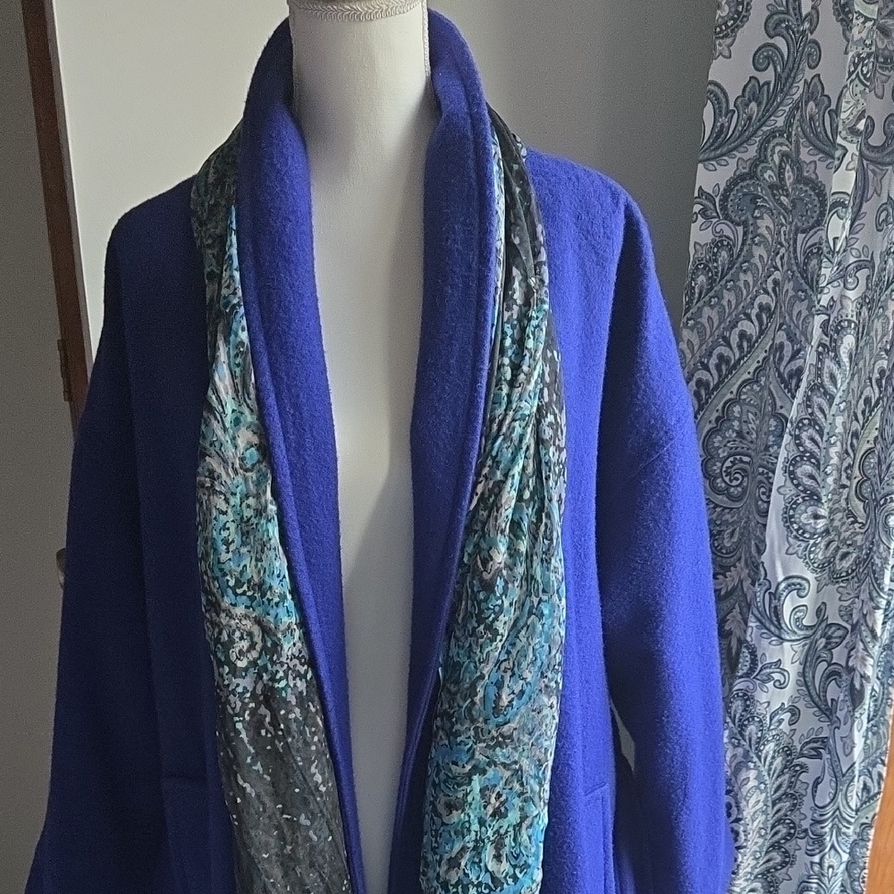 Narciso Rodriguez Blue Jacket with Patterned Scarf